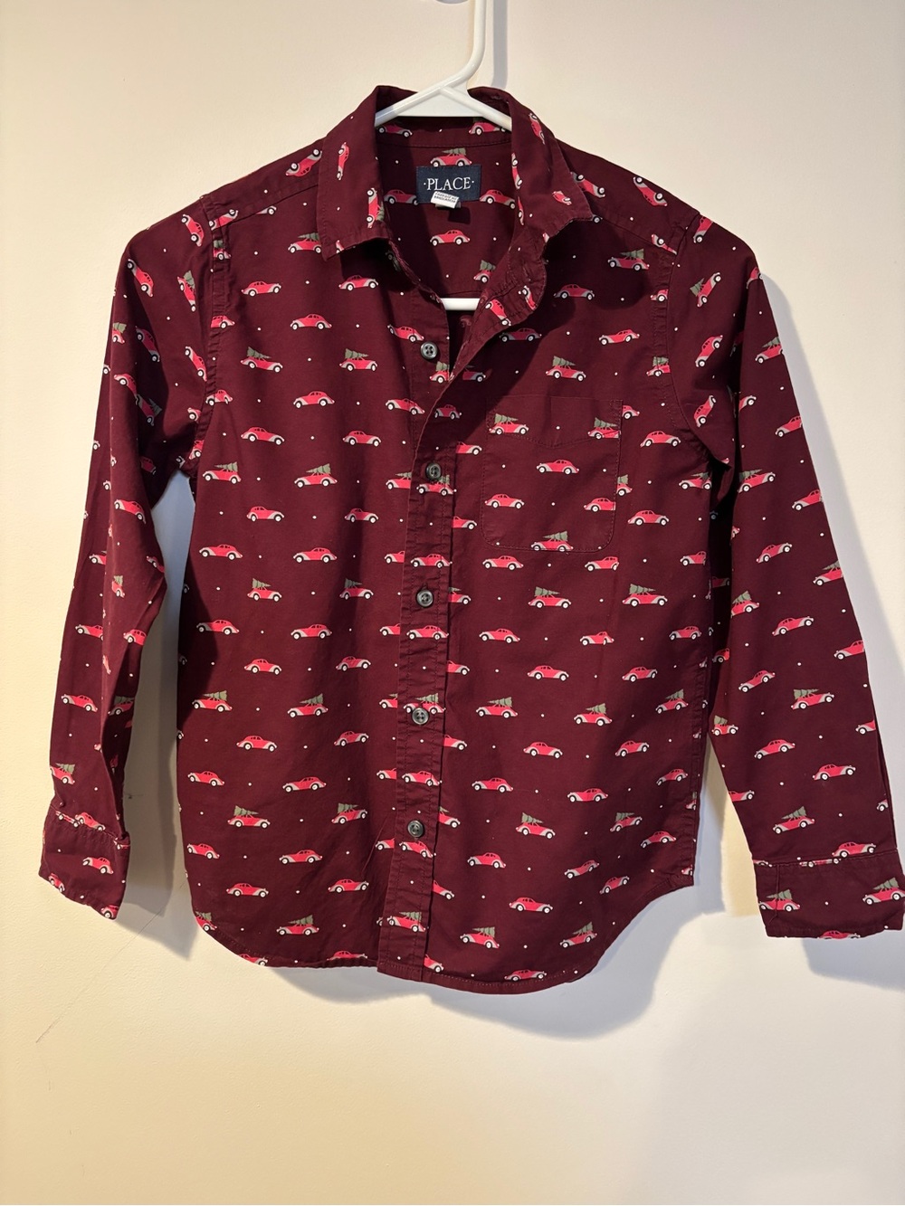 The Children’s Place Boys Burgundy Button-Down Shirt with Red Car Print size 7/8